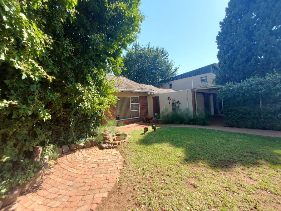 4 Bedroom Property for Sale in Brandwag Free State